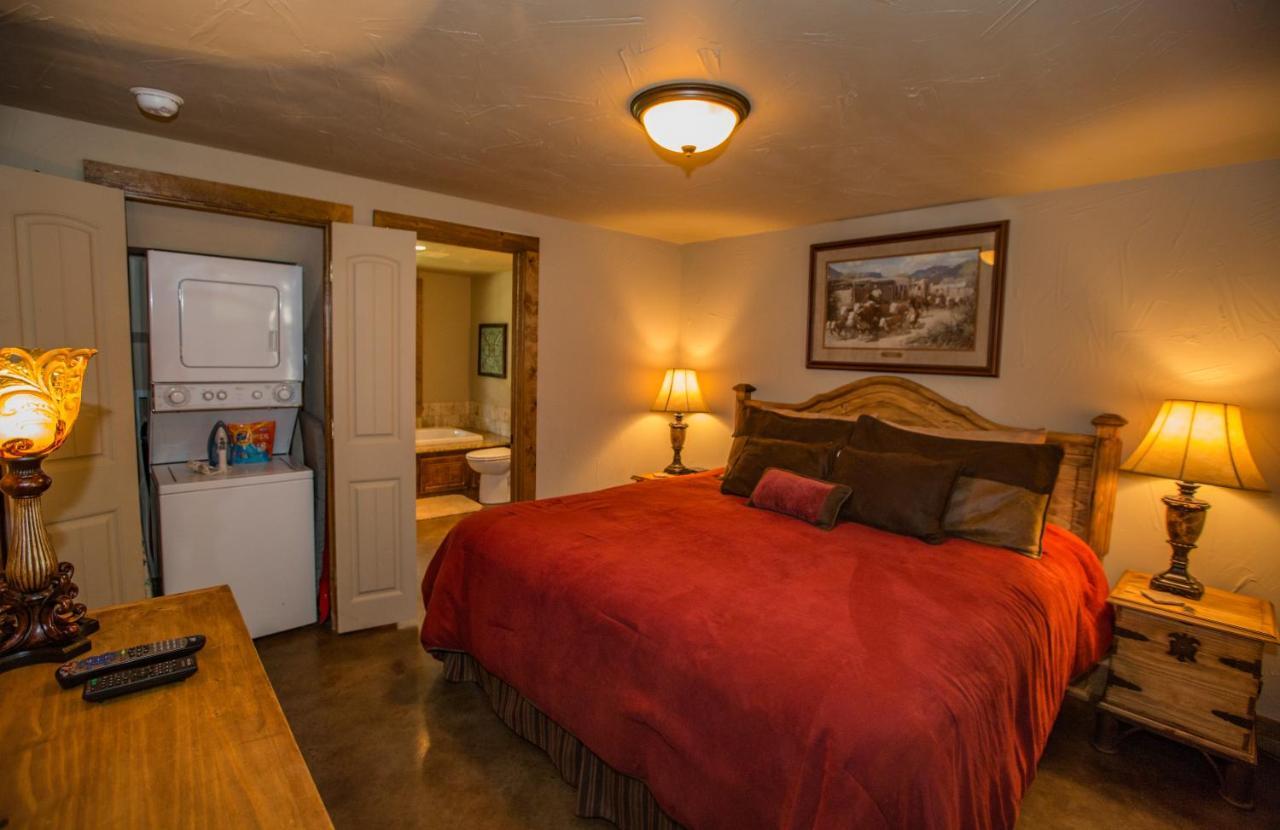Nrs Event Center & Guest Ranch Otel Decatur Dış mekan fotoğraf
