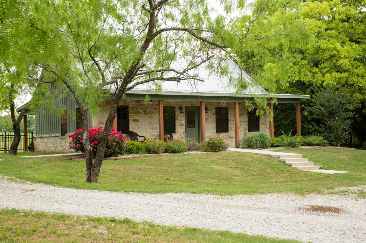 Nrs Event Center & Guest Ranch Otel Decatur Dış mekan fotoğraf