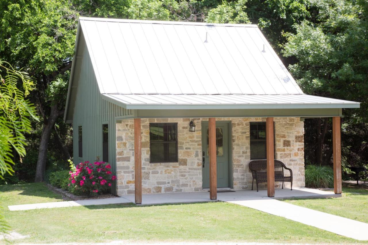 Nrs Event Center & Guest Ranch Otel Decatur Dış mekan fotoğraf