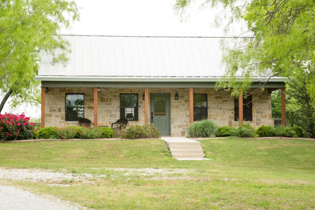Nrs Event Center & Guest Ranch Otel Decatur Dış mekan fotoğraf