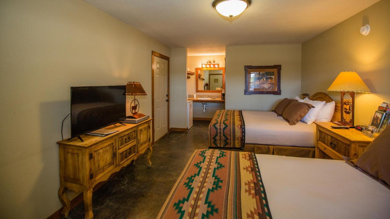 Nrs Event Center & Guest Ranch Otel Decatur Dış mekan fotoğraf